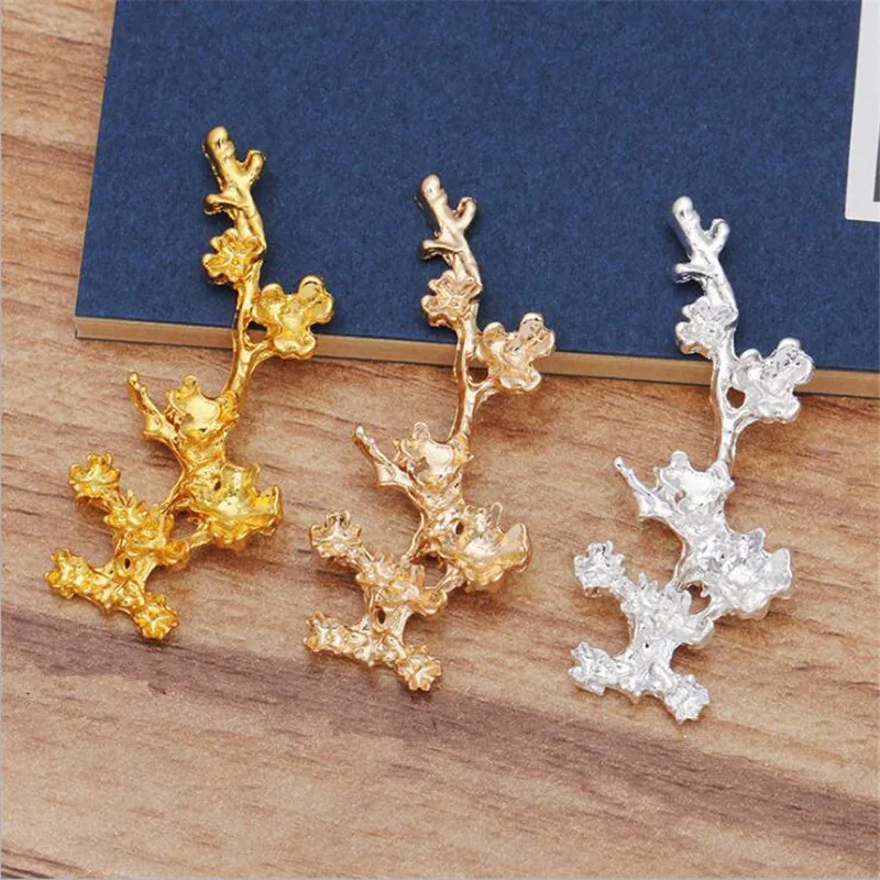 

SIXTY TOWFISH 10 Pieces DIY Jewelry Accessories 47mm Alloy Ancient Retro Style Materials Flower Charms