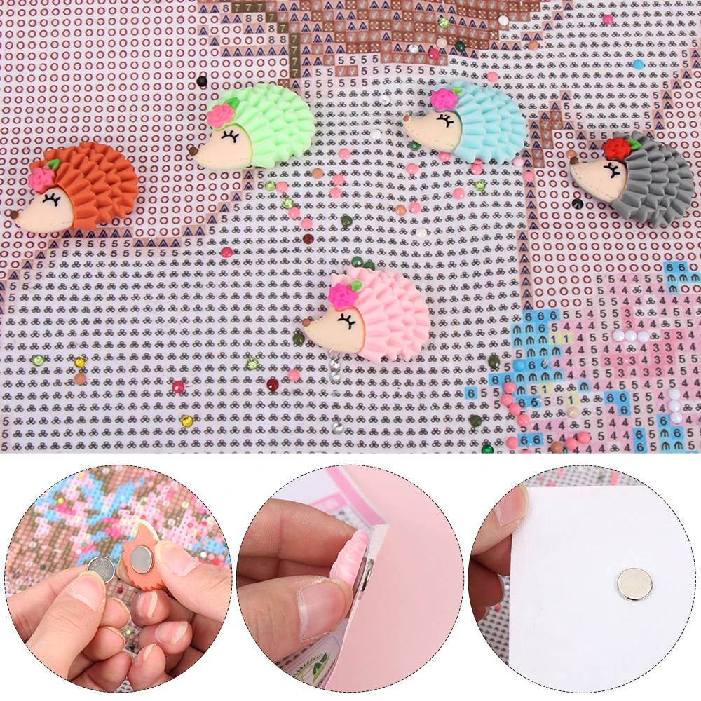 

1PCS Multifunction Diamond Painting Magnet Cover Minders Diamond Painting Tools Animal Hedgehog Parchment Paper Cover Holder