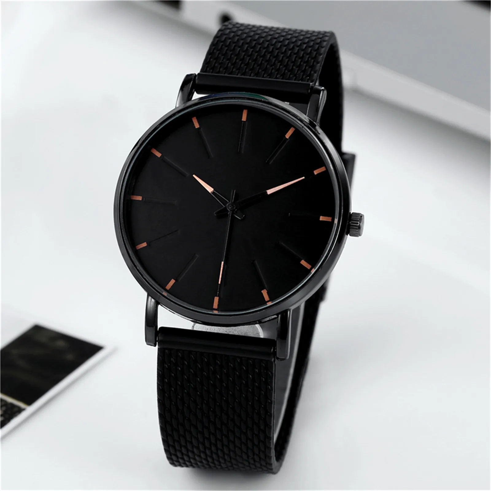 

2021 Minimalist Men's Fashion Sports Ultra-thin Watch Simple Business Stainless Steel Mesh Strap Quartz Watch Relogio Masculino