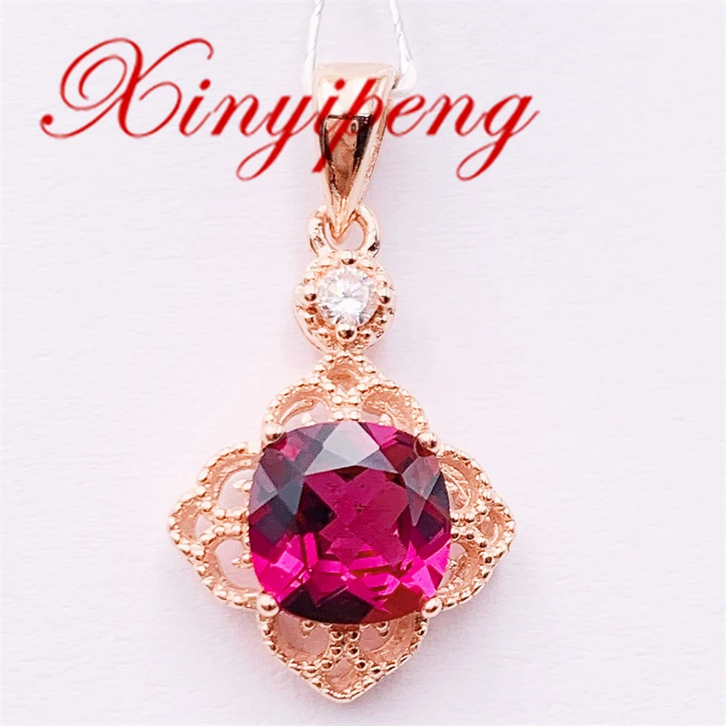 

Xin Yipeng Fine Gem Jewelry Real S925 Sterling Silver Plated Rose Gold Inlaid Natural Garnet Pendant Anniversary Gift for Women