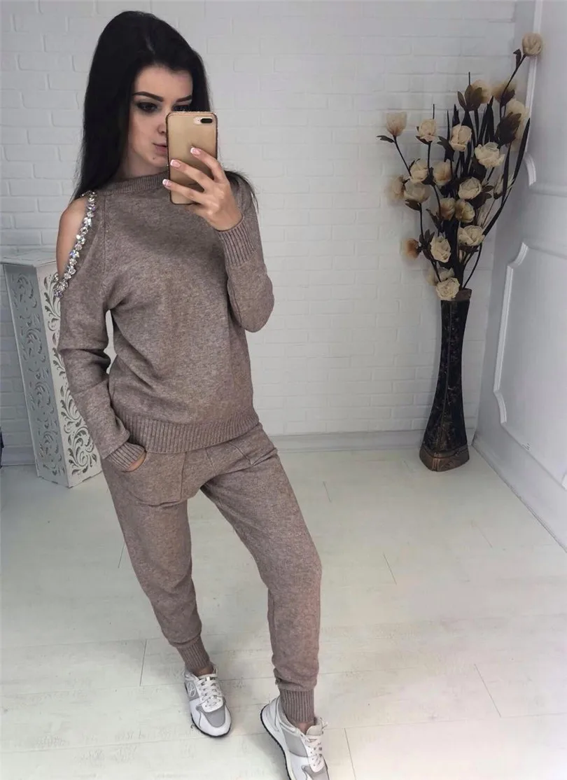 ALPHALMODA 2019 Новый женский стильный свитер с кристаллами и цепочкой на плечах + штаны