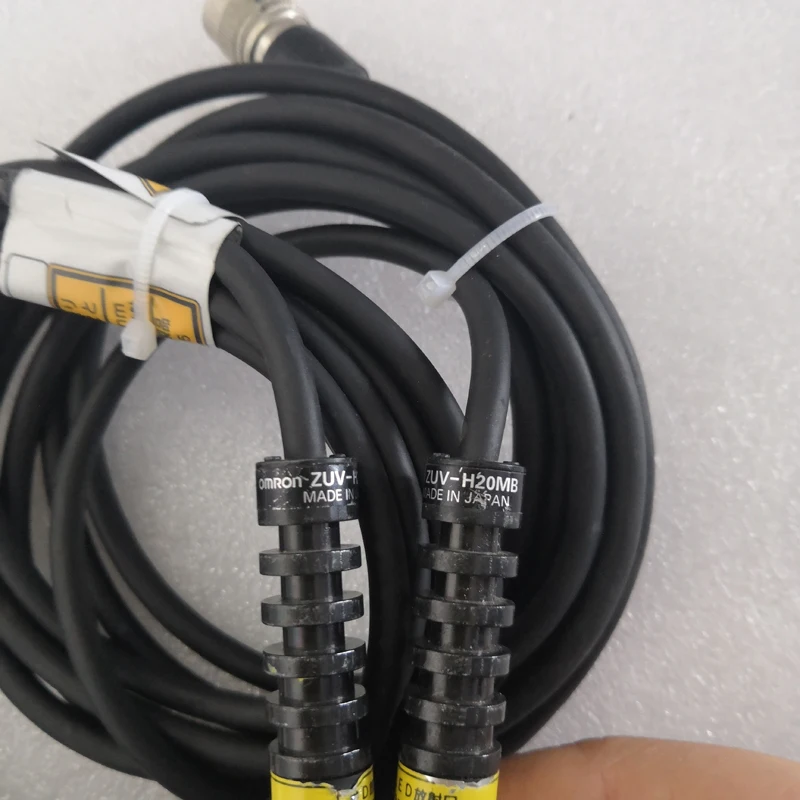 

OMRON ZUV-H20MB Uv-curing lamp interface