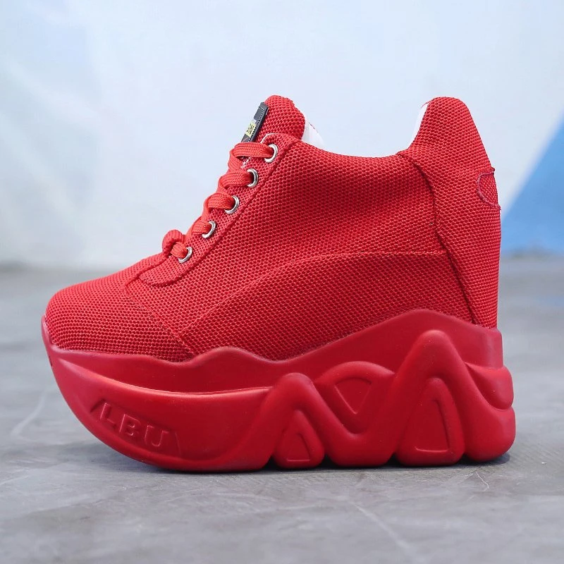 Женские кроссовки на платформе повседневные брендовые шнуровке красная