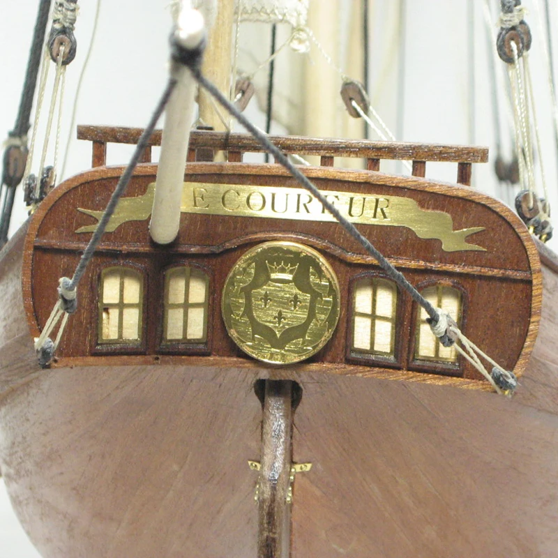 Wooden Ship Models Kits Diy Le COUREUR 1776 Crolla Model-Wood-Boats 3d Laser Cut Educational Toy Model-Ship-Assembly Scale 1:48 |