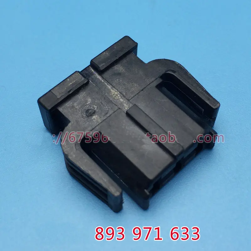 Нанесите на Водонепроницаемый разъем автомобильного разъема 3P дыры затыкают 893