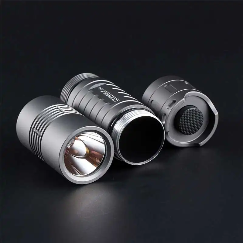 

Convoy S11 Titaniums SST40/XHP50.2 2400LM 3000K ~ 6500K , 4