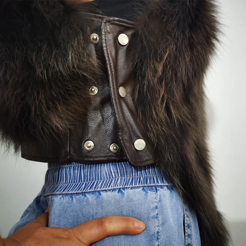 Женская шуба из натурального Лисьего меха 40 см спереди 80 сзади подходит для веса