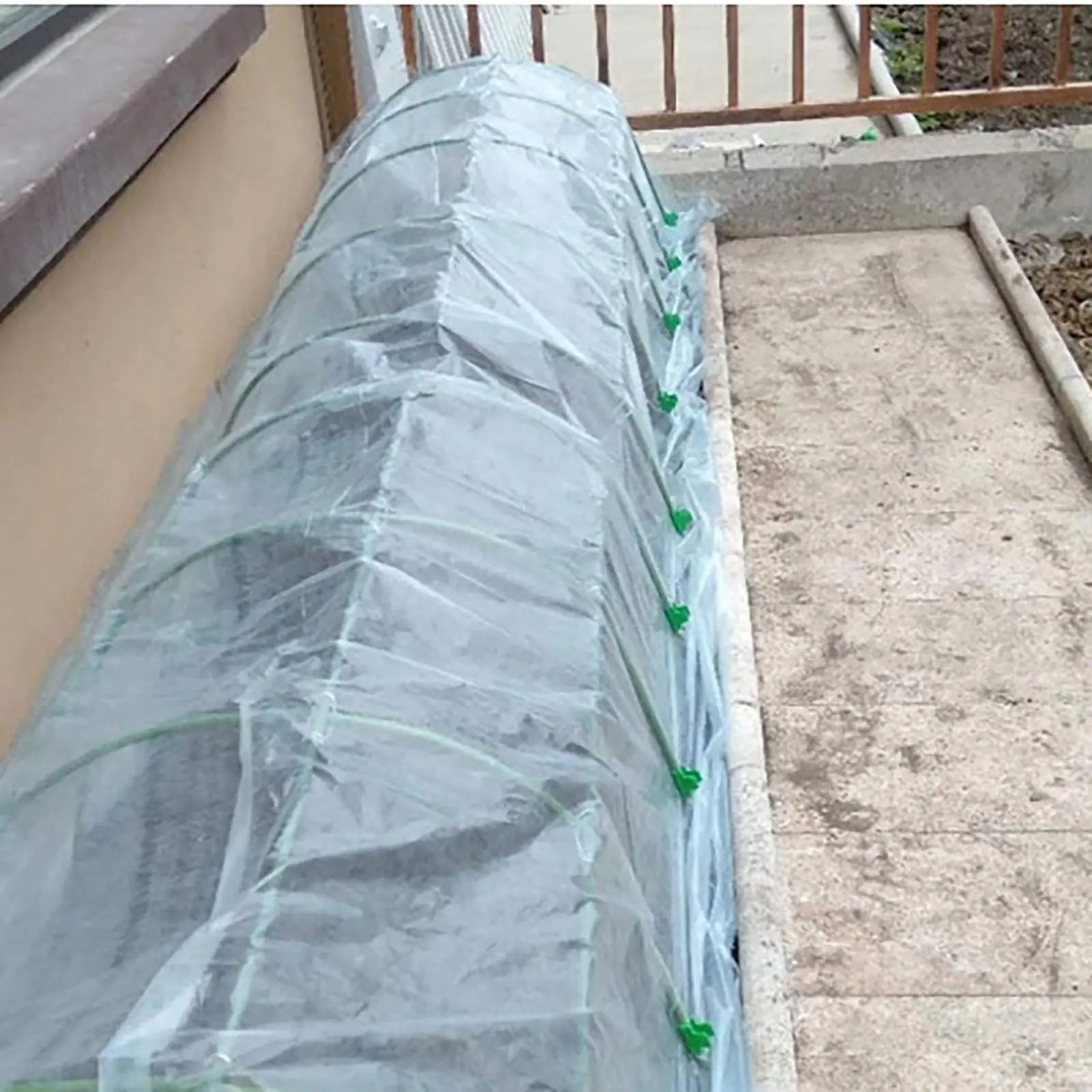 

Gardening Supplies Plastic Film Buckle Clip Greenhouse Snap Clamps Film Buckle Clamps Plastic Pipe Clamps