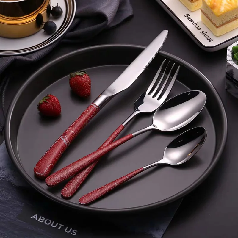 Набор столовой посуды из 4 предметов роскошная вилка и столовая ложка