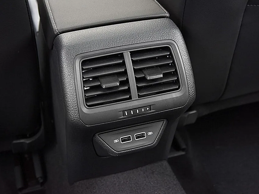 LHD заднее сиденье с двойной USB зарядкой для Golf 7 5 MK7 MK7.5 задний подлокотник зарядное