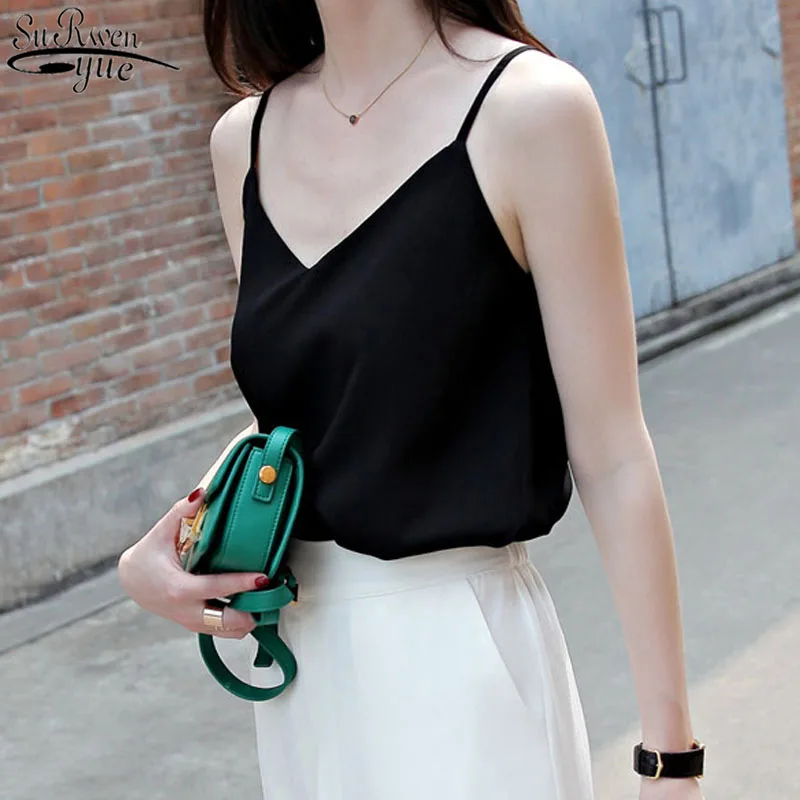 

Fashion Chic 2021 Summer Women Blouse Chiffon V-Neck Loose Sleeveless Tshirt for Women Sexy Simple Solid Female Top Blusas 14264