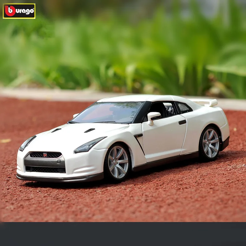 Bburago 1:18 2009 Nissan GT Rcar брелок для автомобильных ключей имитационная модель
