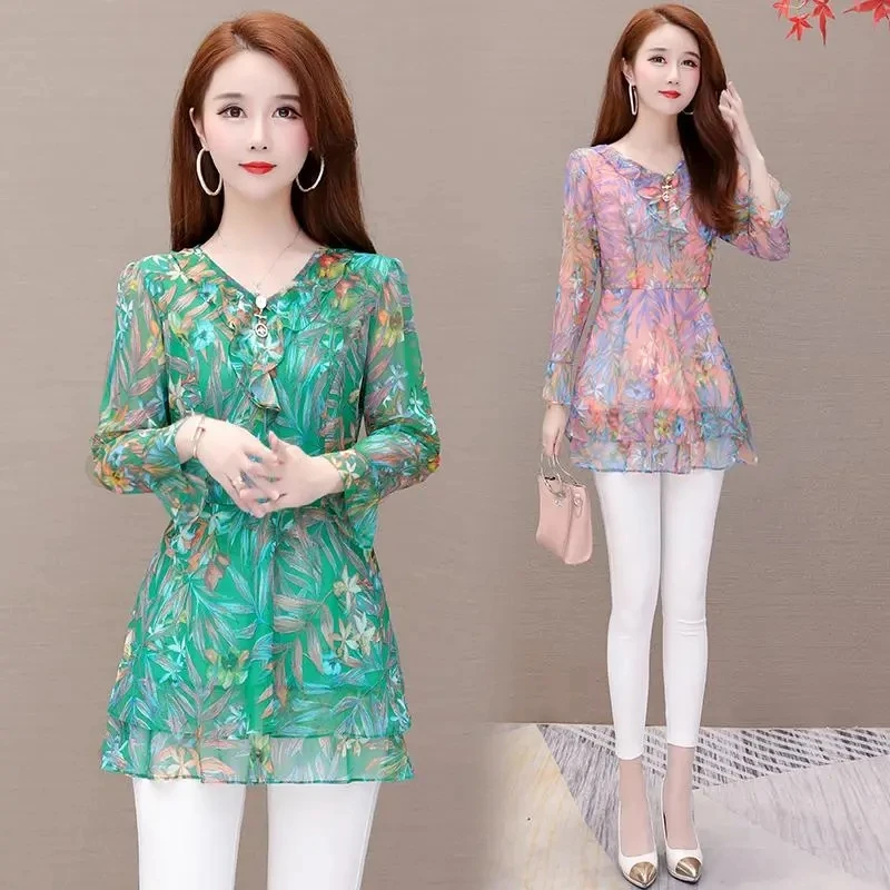 

В Корейском стиле с принтом, v-образный вырез, цветочный рисунок, футболка Дамская мода повседневные облегающие размера плюс 5XL Футболка жен...