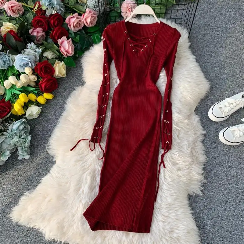 Женское трикотажное платье макси зеленое облегающее свитер с длинным рукавом