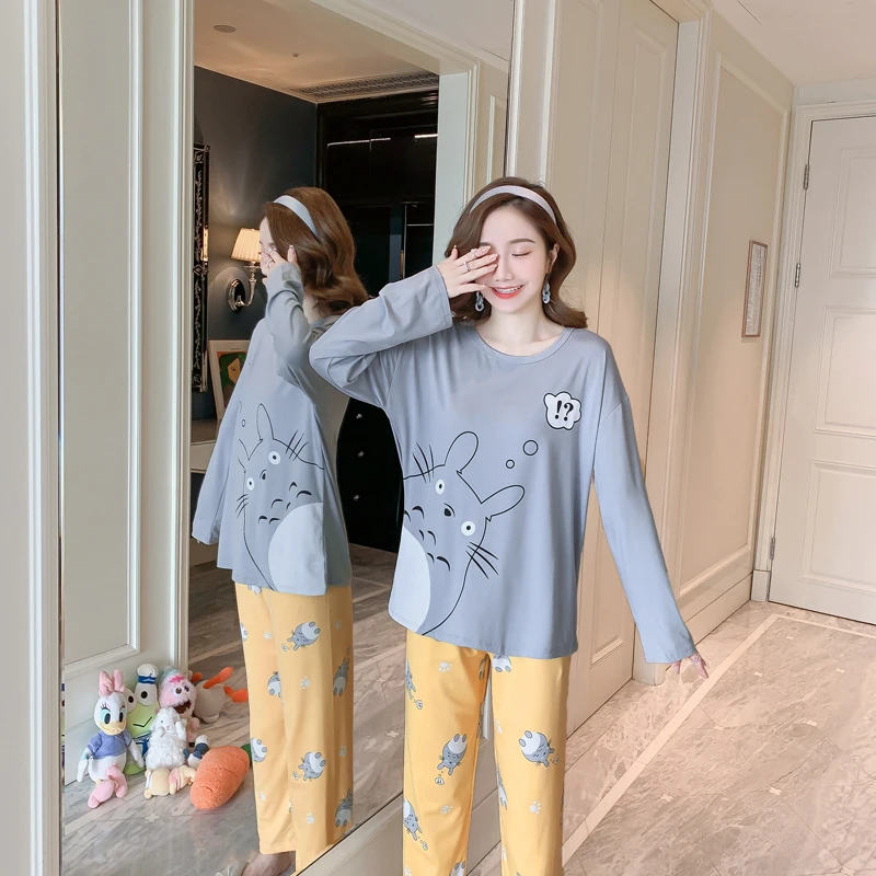 

Seeslim Totoro Pyjamas Women Cartoon Printed Pajamas Set Cute Soft Sleepwear Night Suit Two Piece Set Girls Homewear Spring 2021