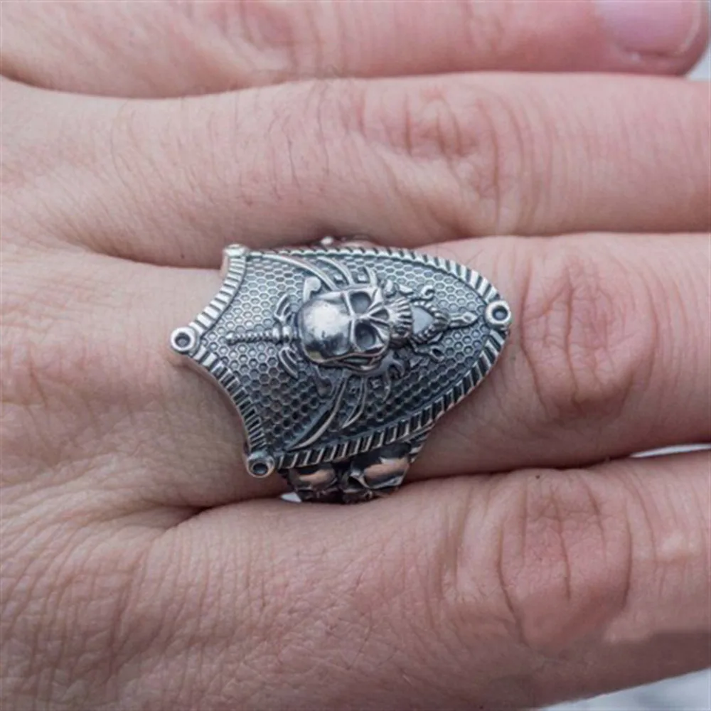 

New Fashion Retro Punk Style Skull Shield Men's Ring Domineering Hip-Hop Locomotive Accessories Jewelry Souvenir Gift Wholesale