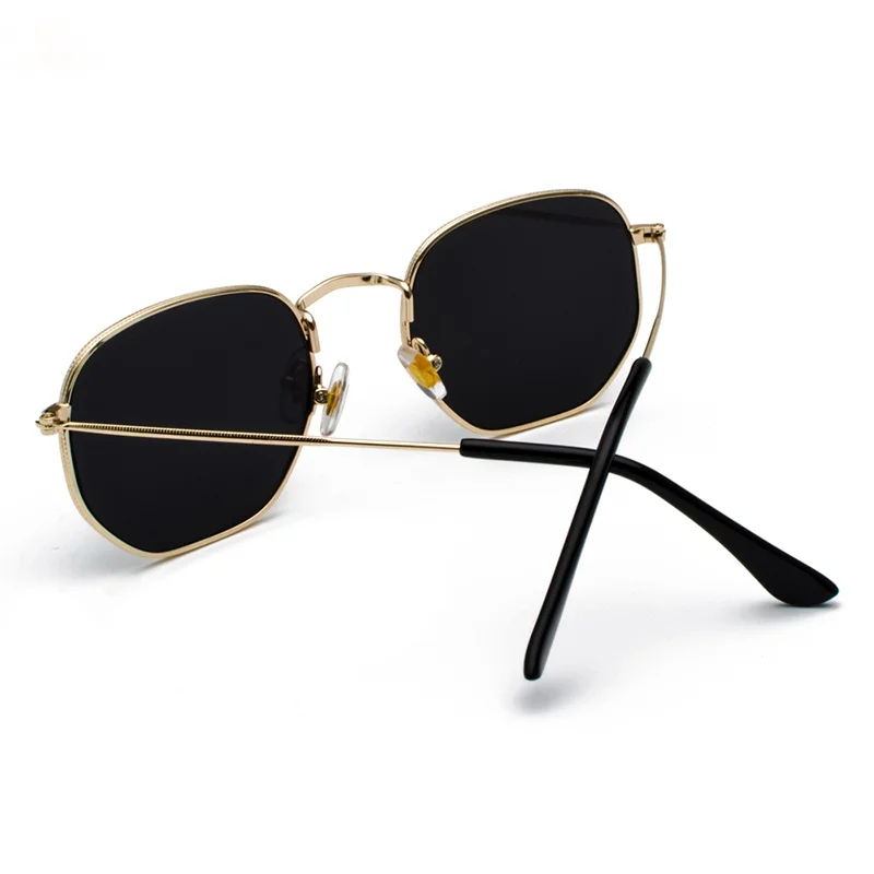 

2021 Vintage Sunglasses Men Square Metal Frame Sunglasses Pilot Mirror Classic Retro Sun Glasses Women Luxury Summer Eyewear