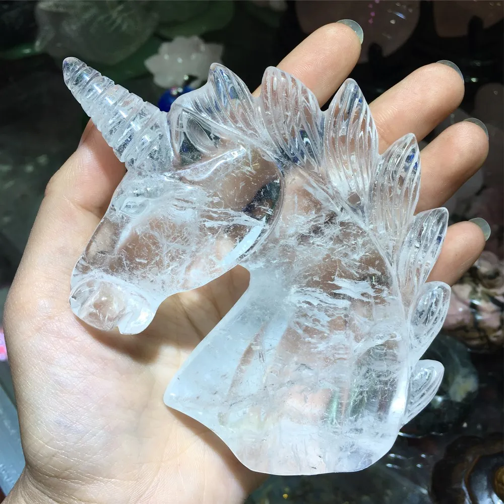 Натуральные кварцевые кристаллы единорог ручная резьба полированная удачи