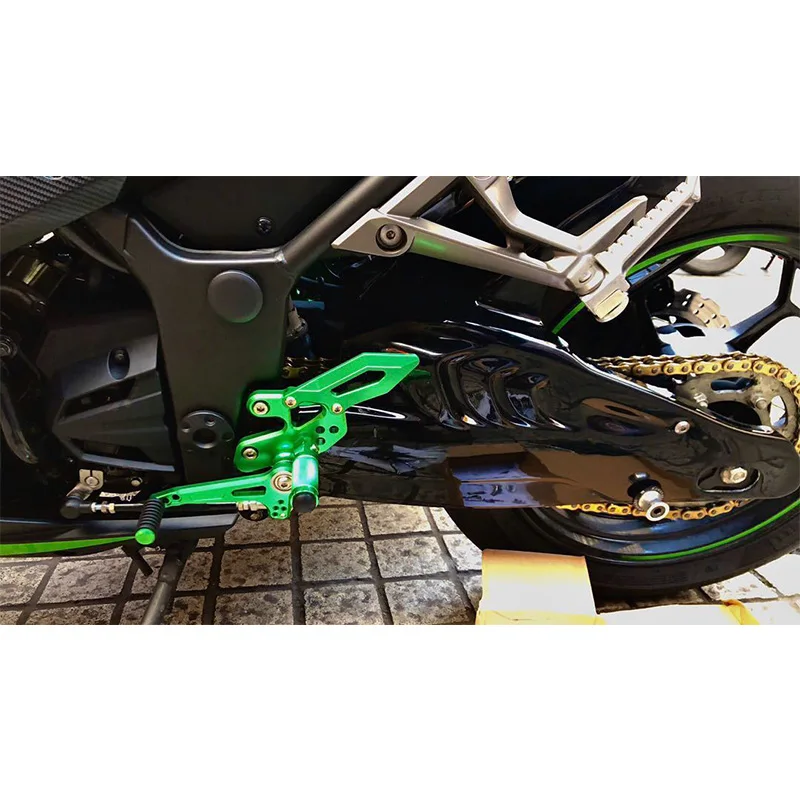 

Motorcycle Adjustable Right Left Rearset Footrest Foot Rest Pegs For Kawasaki Ninja 250 300 Z300 2013 2014 2015 2016