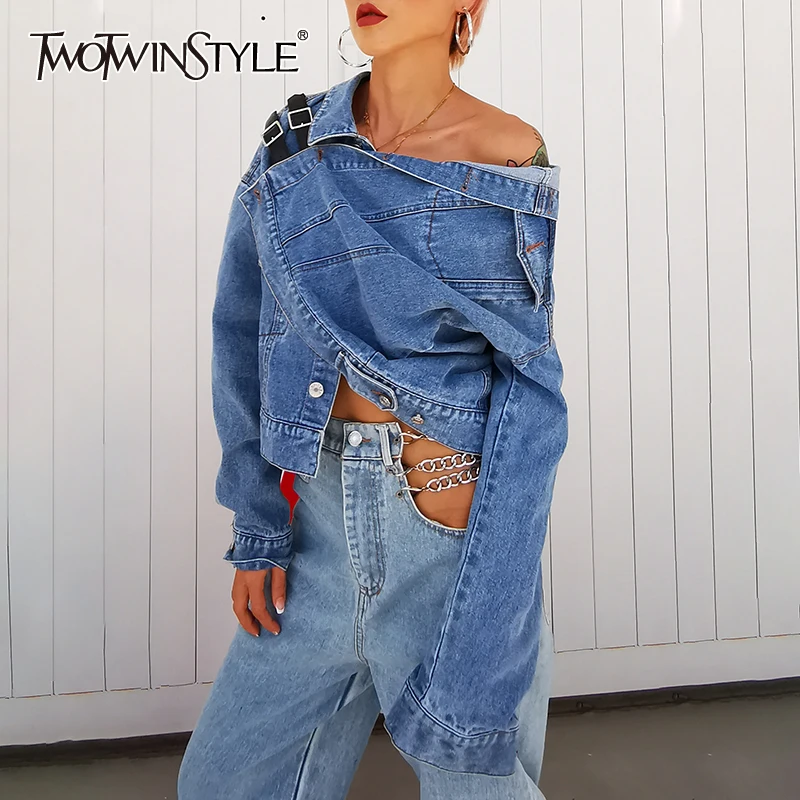 Женская джинсовая куртка TWOTWINSTYLE асимметричная с длинным рукавом разрезом 2020 |