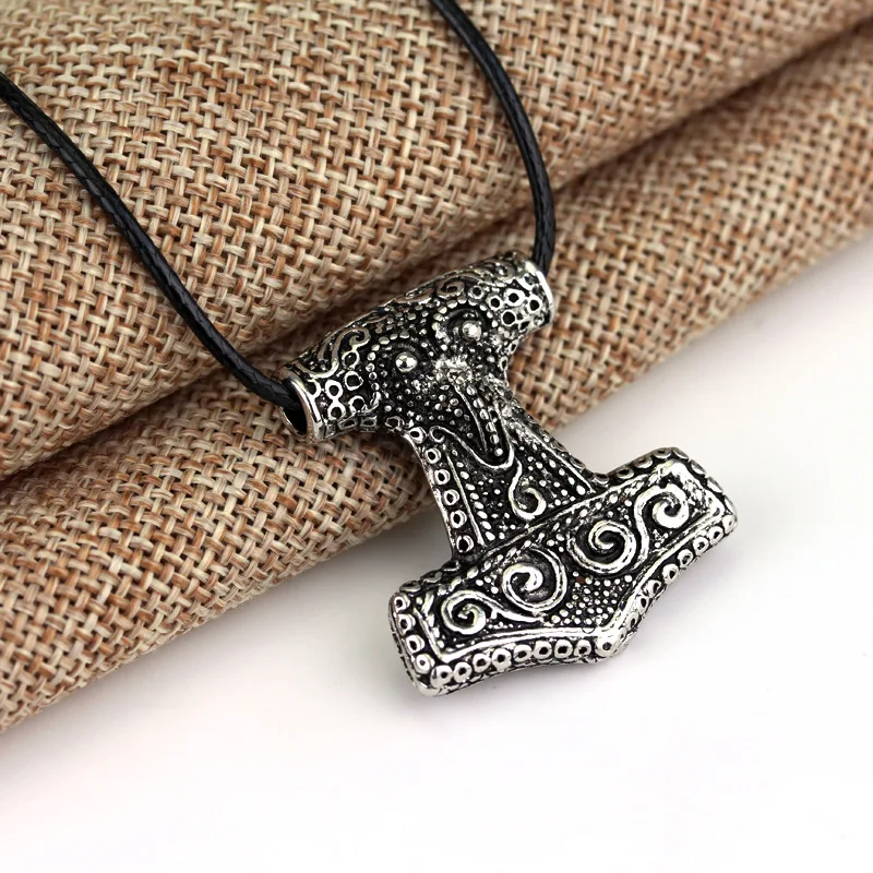 Высококачественное ожерелье в стиле панк с изображением Тора из оригинальной