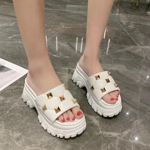 

Shoes Woman 2021 House Slippers Platform Rivet Pantofle Heeled Mules Loafers Luxury Slides Increased Internal New High Soft Flat