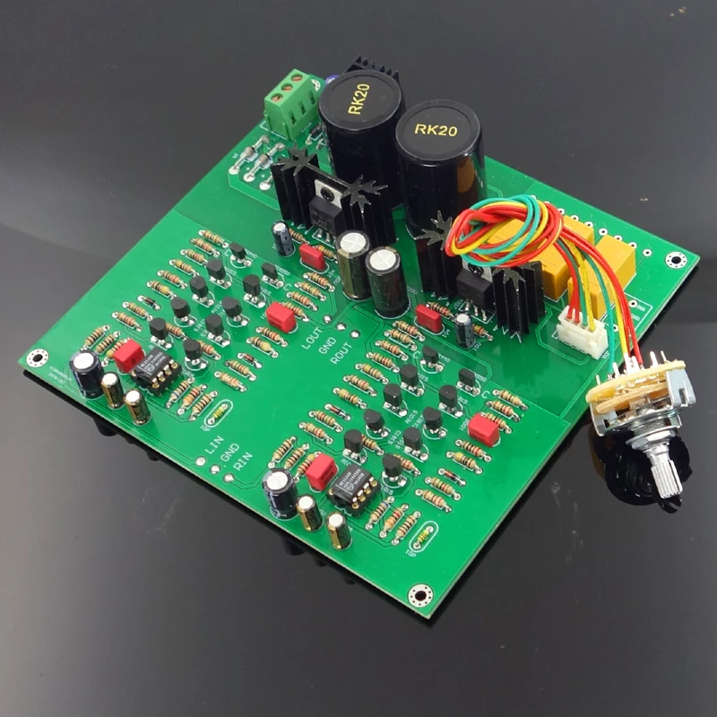 Имитационная схема C3850 с 3 битными входами класс А выход 2SK389 FET + ZTX450 ZTX550 доплата