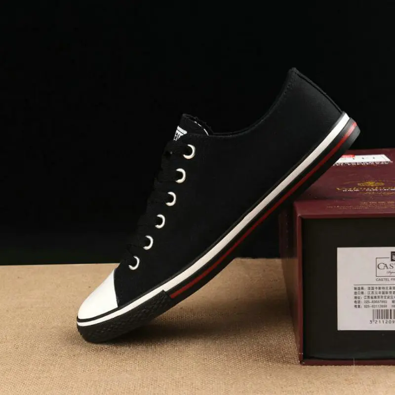 New fashion Boys casual flats shoes Men lace up walking canvas Male solid Black White Red sneakers |
