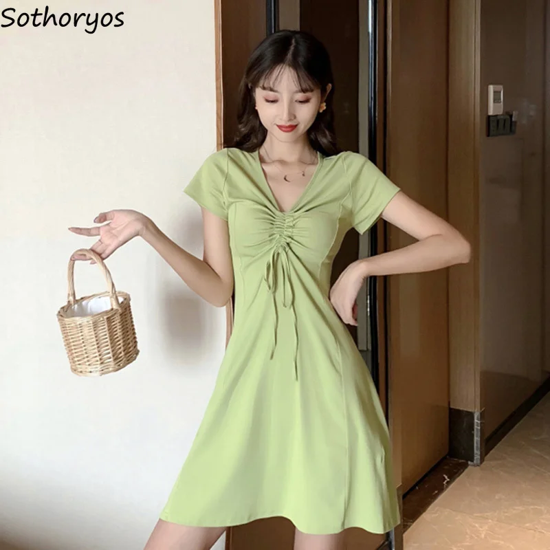 

Женское платье с коротким рукавом и V-образным вырезом, соблазнительные однотонные плиссированные винтажные облегающие платья в Корейском ...