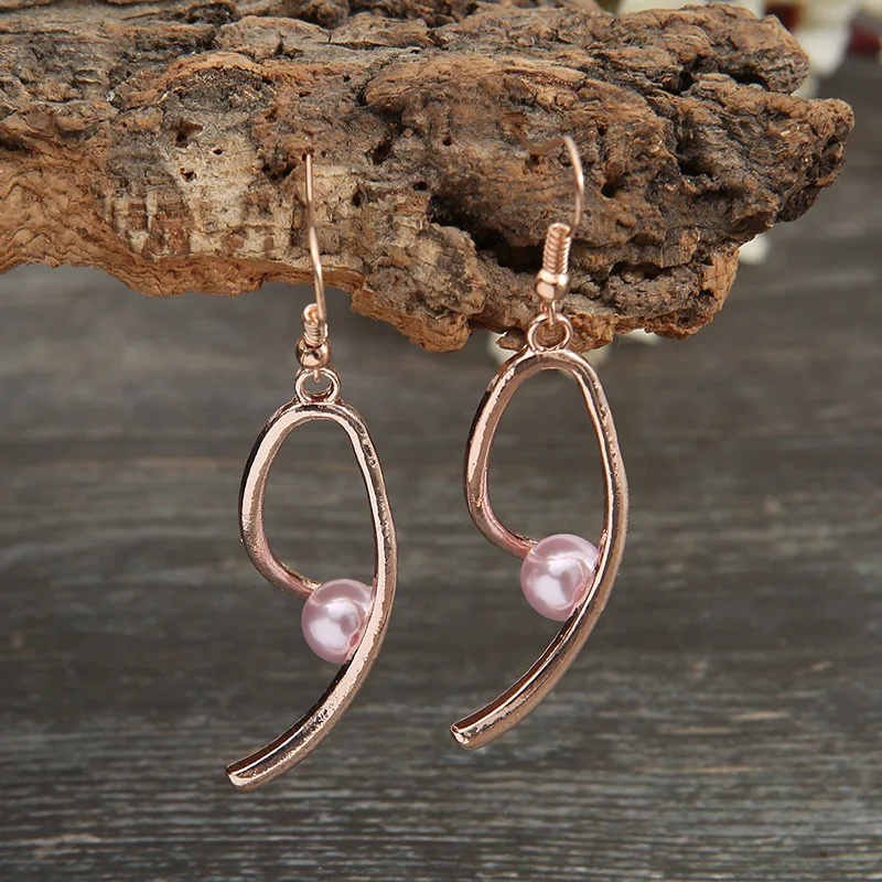 

Женские винтажные серьги с искусственным жемчугом