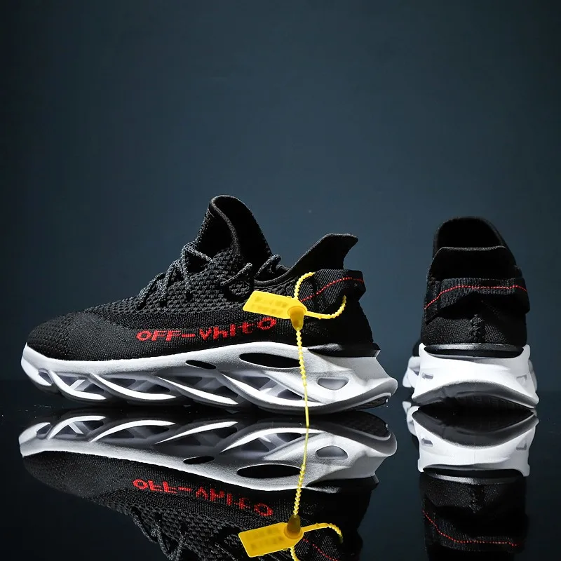 

2021 New Fashion Vulcanize Shoes For Men Slip On Sneakers Plus Size Light Weight Outdoor Jogging Fitness Mesh Women Sport Shoes