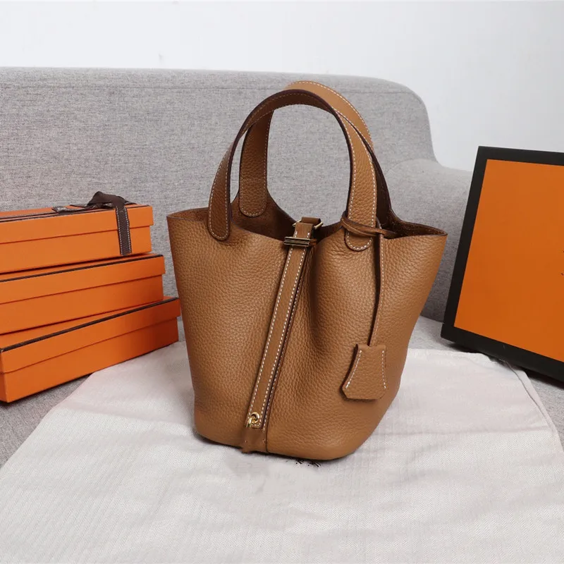 

Новейшие брендовые сумки для женщин, роскошные сумки, Высококачественная кожа, повседневные женские кожаные простые сумки с замком