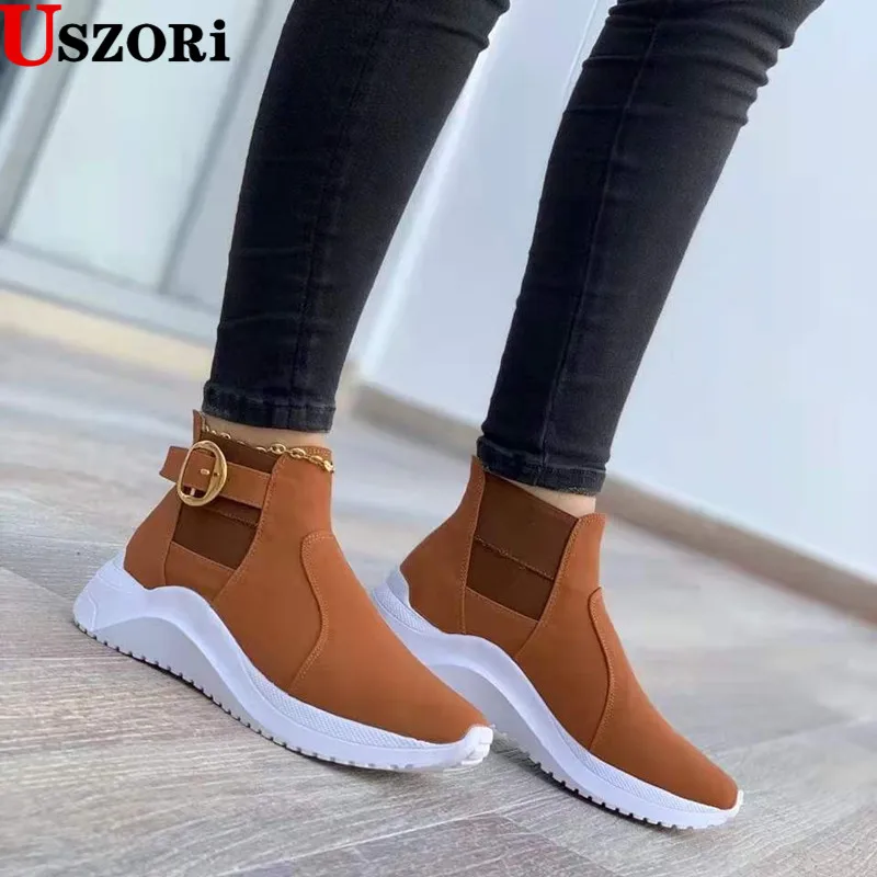 

Women 20252 New Large Short Boots Platform Wedge Shoes Ladies Boots Large Flat Heel Low Barrel Martin Boots