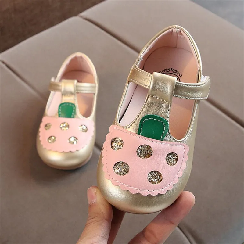 Новинка 2020 года детская кожаная обувь для маленьких девочек с Т-образным