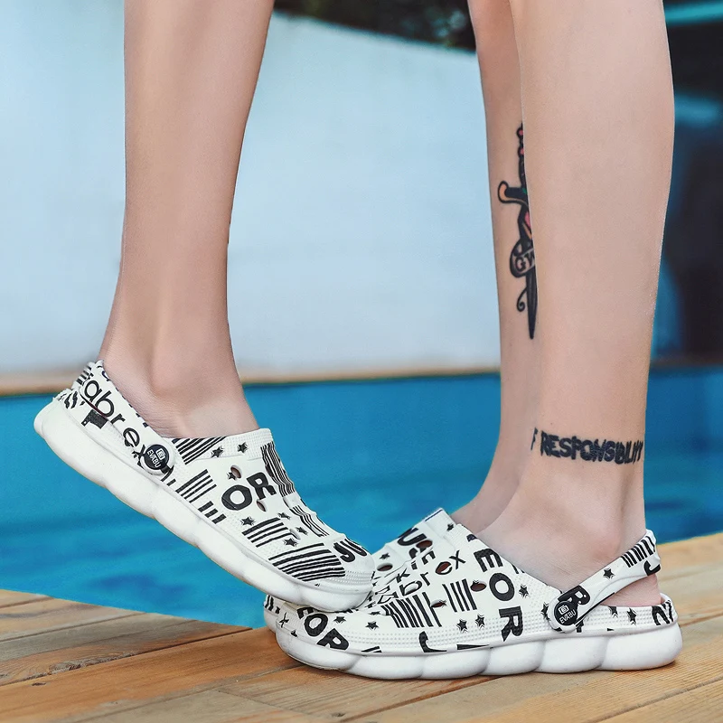 Сандалии женские резиновые с перфорацией босоножки на плоской подошве пляжная