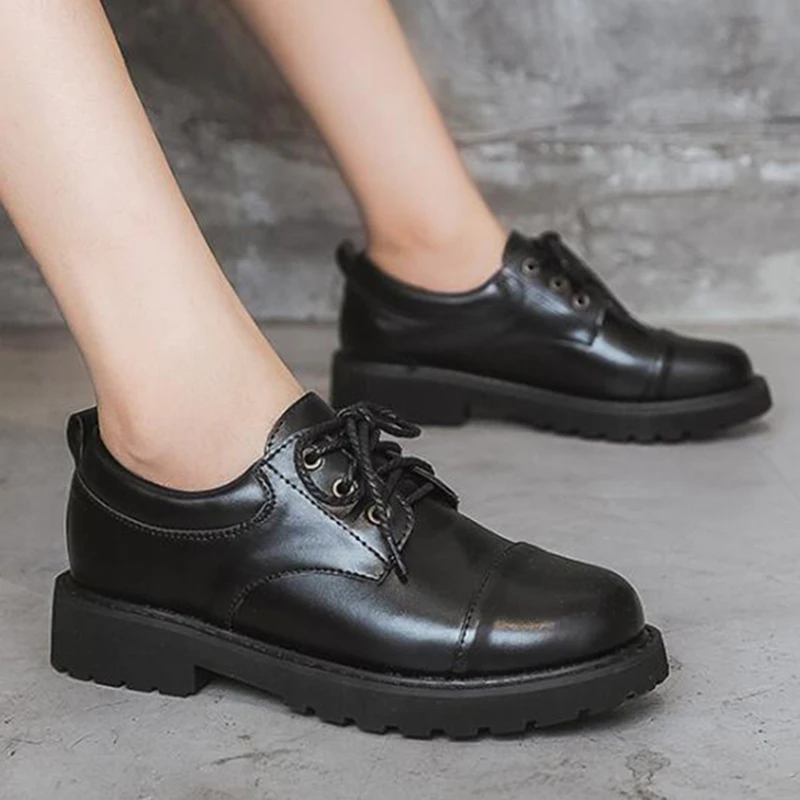 Женская Осенняя обувь Bullock на платформе со шнуровкой женские оксфорды плоской
