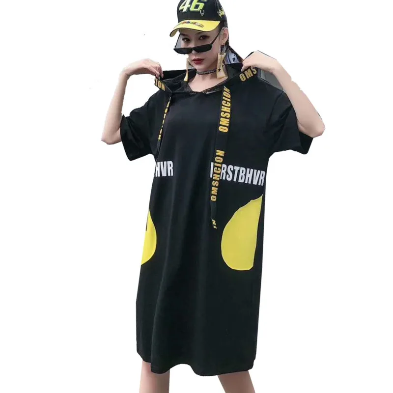 Женское платье с капюшоном QING MO черное или серое лентой и надписью весенне летнее