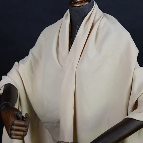 Бежевая зернистая льняная ткань смешанная из шелка и льна 36 ММИ ширина 45 дюймов