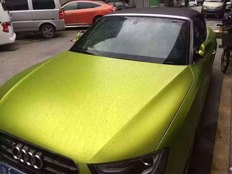 Высокое качество красный металлик матовый винил обертывание автомобиля фольги с воздушными пузырьками бесплатно хром красный матовый пленка автомобиля обертывание ping стикер