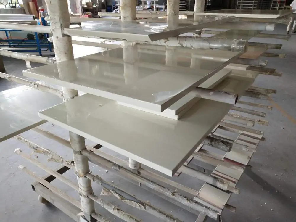 Яркий блестящий телефон | Строительство и ремонт