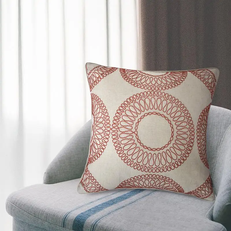 

Наволочка с вышивкой в виде Круга, 45 х45 см