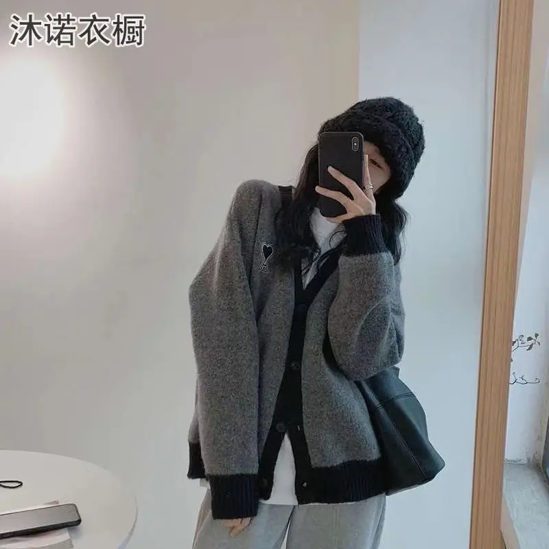 

Spring and autumn knitted cardigan women's short embroidery new style women's sweater coat