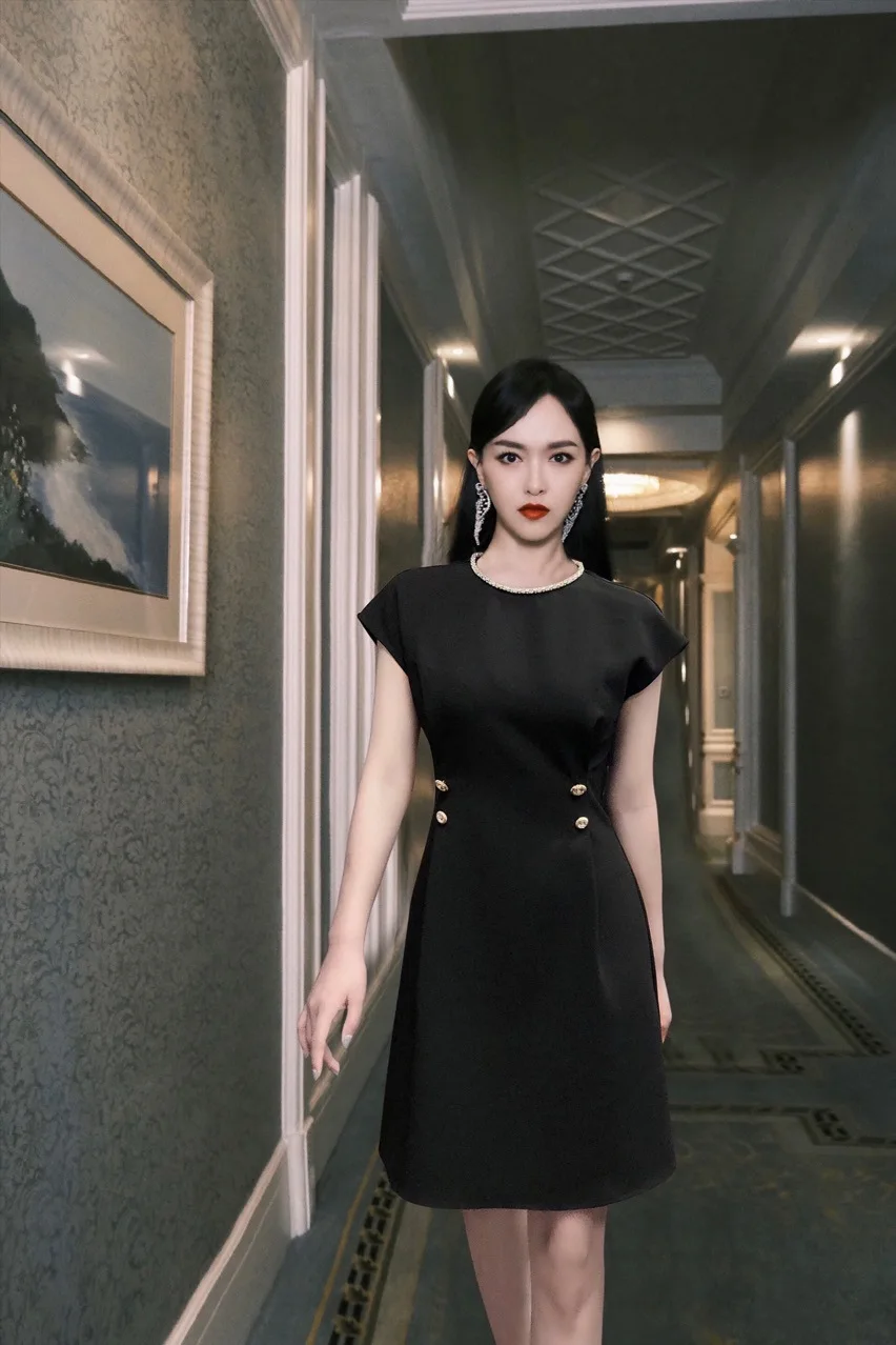 

Mid length dress temperament commuting complexion mid waist solid neckline Diamond Dress