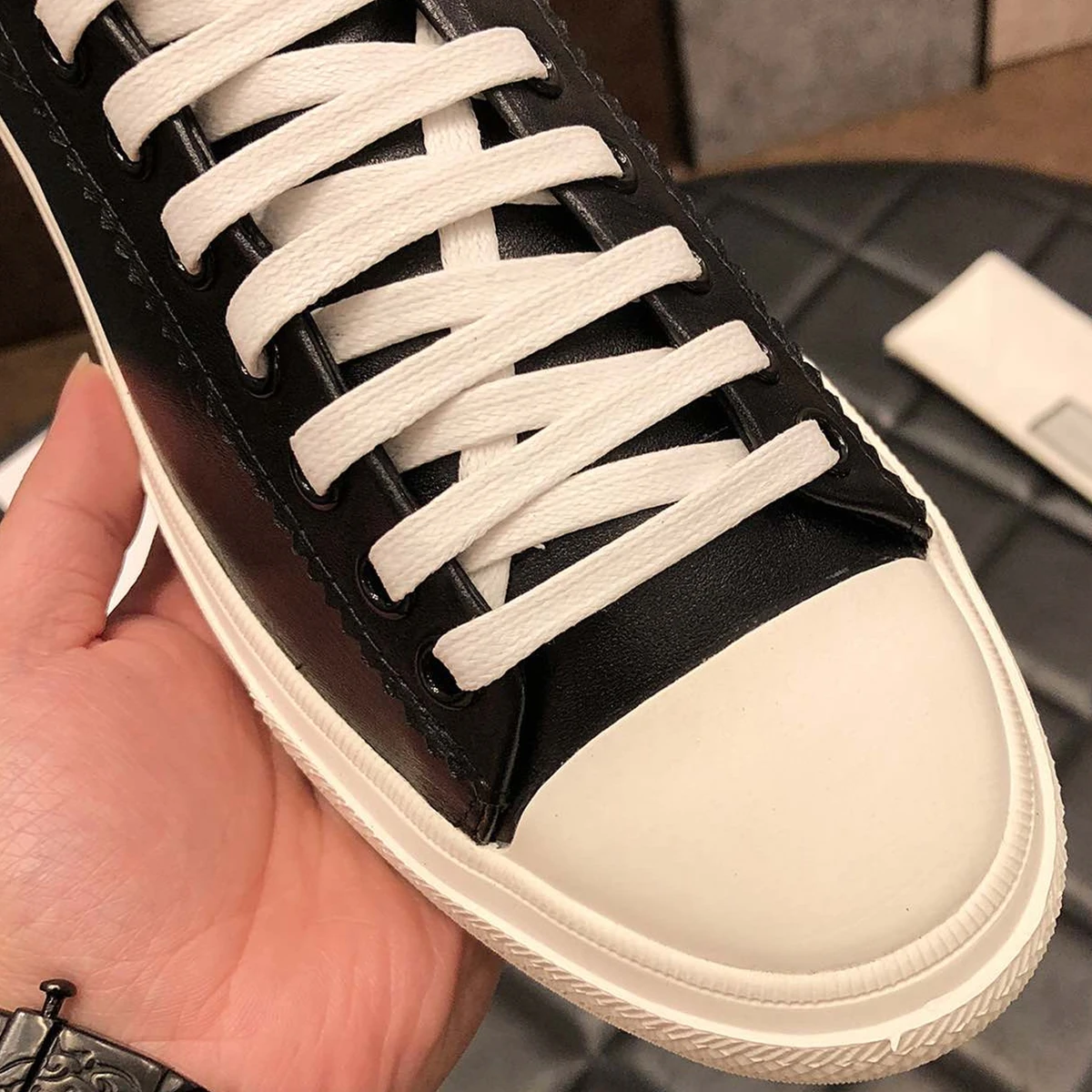 

Men's Brand Designer High-quality Classic Flat Shoes Comfortable Sneakers Sports Cowhide Lace-up Spring Autumn