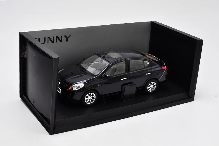 1:18 Nissan Солнечный сплав модель автомобиля статические высокой моделирования металлические модельные автомобили с оригинальной коробкой