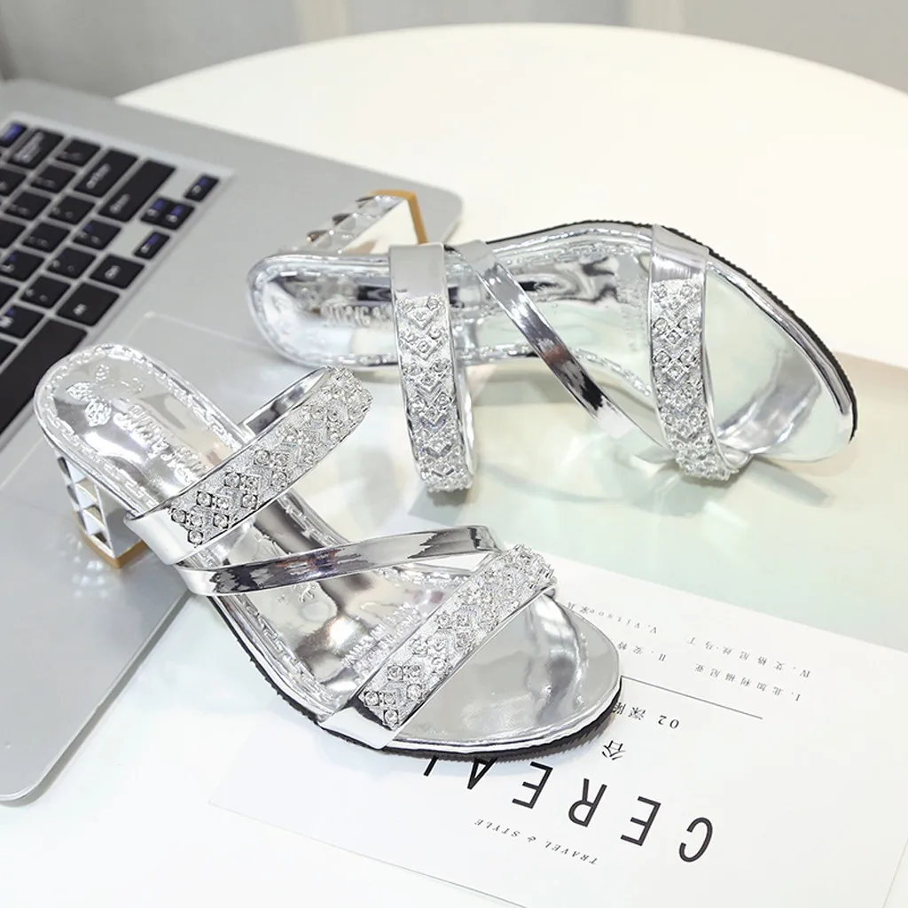 Летние женские розовые босоножки на квадратном каблуке Роскошные пляжные