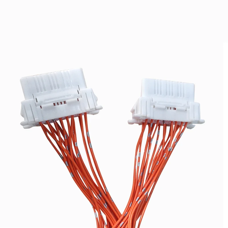 Переходник Obd2 разделен на два адаптера один удлинителя переходник подходит для