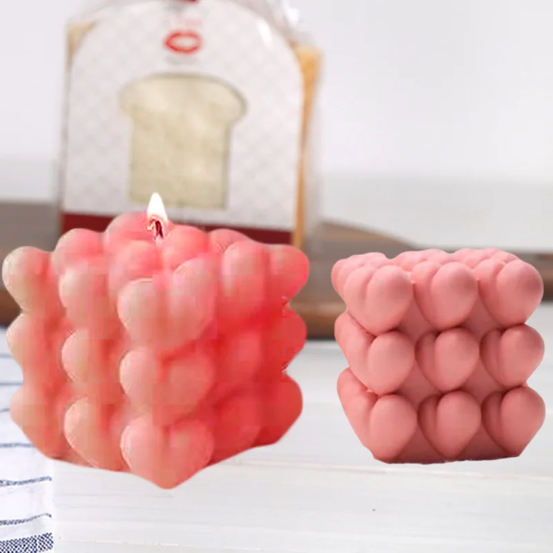 Силиконовая форма в виде свечи для самостоятельного изготовления свечей