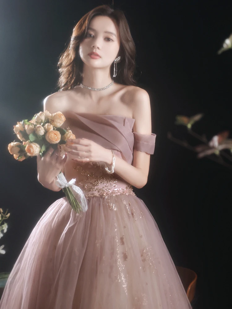 

Extravagant Banquet Evening Gowns For Women Appliques Strapless Slim Floor Length Performance Dress Pink A-Line Prom Gown