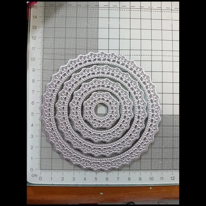 Ремесло умирает Скрапбукинг Салфетка Круг металлический Трафаретный вырубной